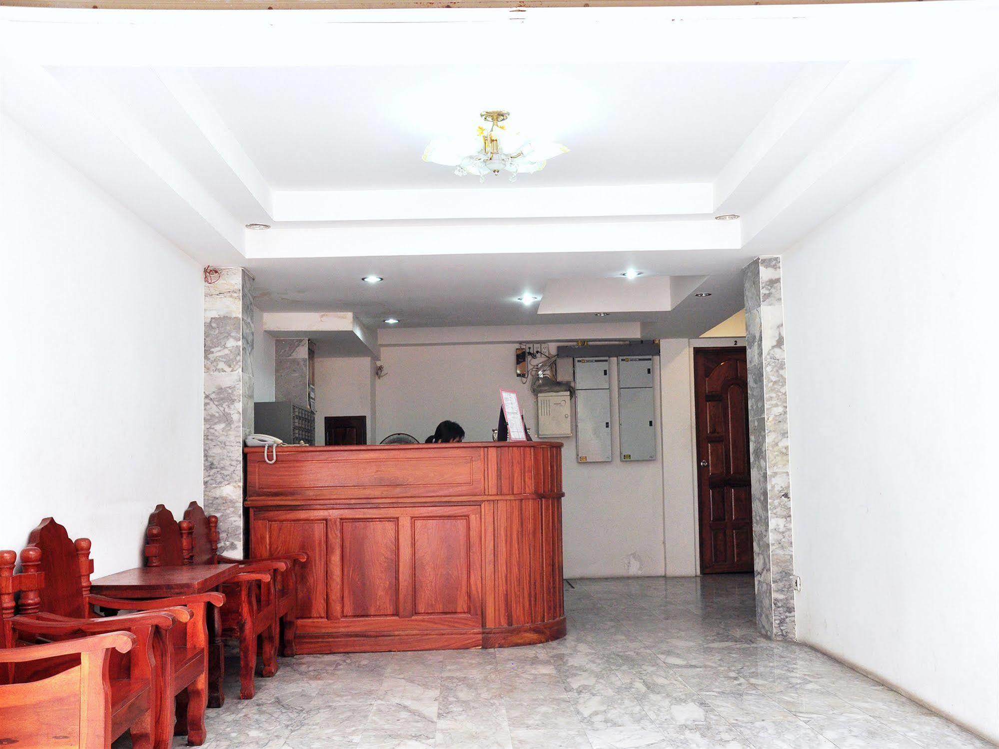 Highfive Guest House Pattaya Extérieur photo